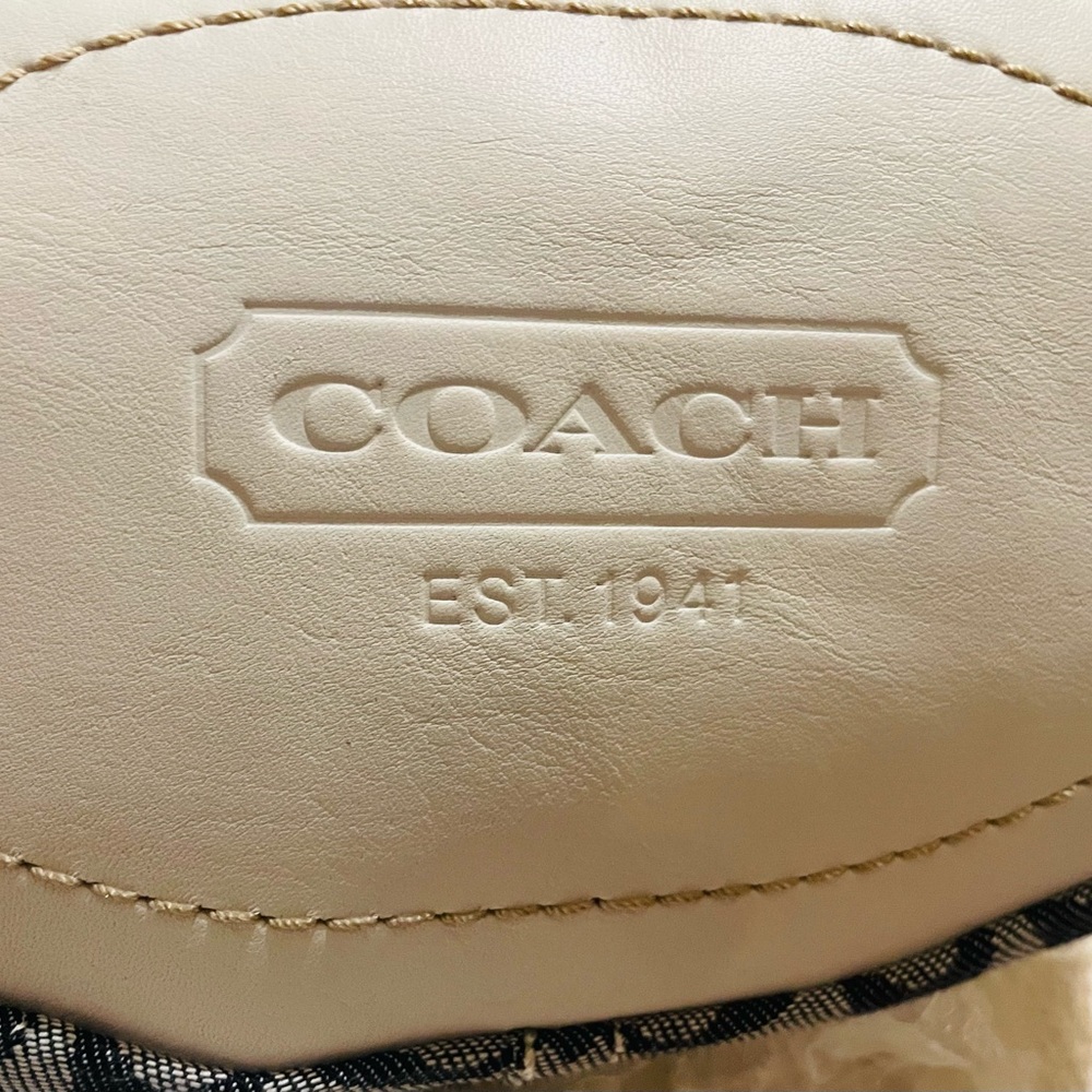 Coach Navy and Cream Signature Shoulder Bag - Picture 7 of 11